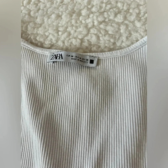 ZARA | Ribbed Tank with Ruffle - Size M - Picture 3 of 5